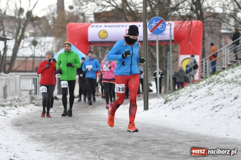 Zdjęcie w galerii na portalu naszraciborz.pl: Paweł Pac z Brzegu wygrał dziś V Bieg Nadodrzański w Raciborzu FOTO i WIDEO wiadomości z regionu