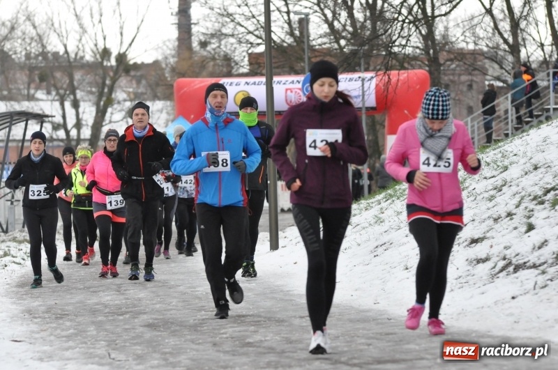 Zdjęcie w galerii na portalu naszraciborz.pl: Paweł Pac z Brzegu wygrał dziś V Bieg Nadodrzański w Raciborzu FOTO i WIDEO wiadomości z regionu