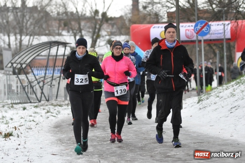 Zdjęcie w galerii na portalu naszraciborz.pl: Paweł Pac z Brzegu wygrał dziś V Bieg Nadodrzański w Raciborzu FOTO i WIDEO wiadomości z regionu