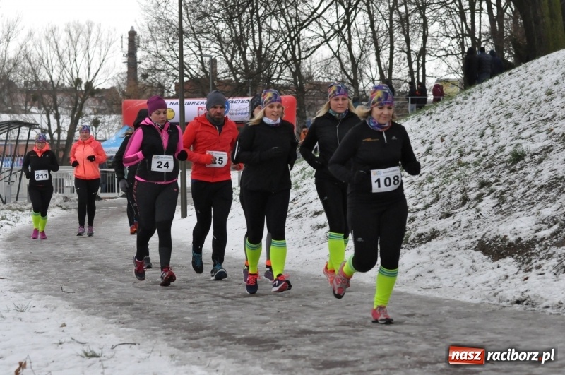 Zdjęcie w galerii na portalu naszraciborz.pl: Paweł Pac z Brzegu wygrał dziś V Bieg Nadodrzański w Raciborzu FOTO i WIDEO wiadomości z regionu