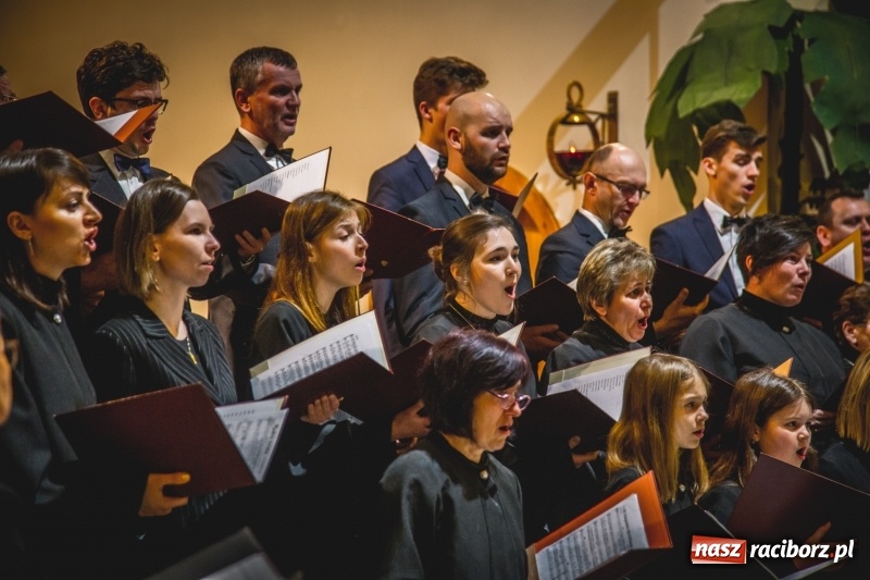 Zdjęcie w galerii na portalu naszraciborz.pl: Wieczór kolęd u św. Anny w Babicach wiadomości z regionu