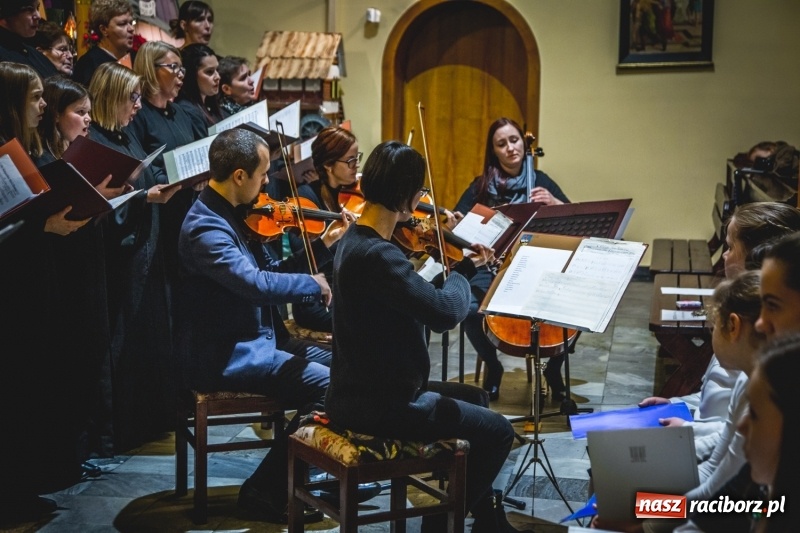 Zdjęcie w galerii na portalu naszraciborz.pl: Wieczór kolęd u św. Anny w Babicach wiadomości z regionu