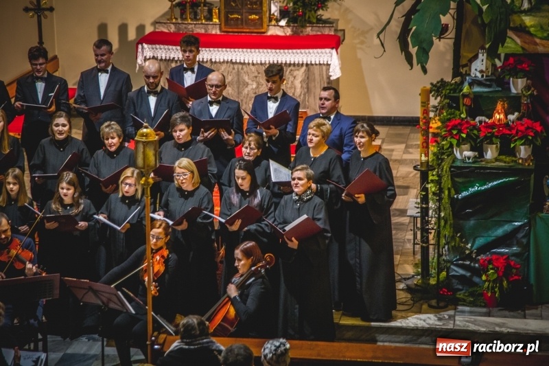 Zdjęcie w galerii na portalu naszraciborz.pl: Wieczór kolęd u św. Anny w Babicach wiadomości z regionu