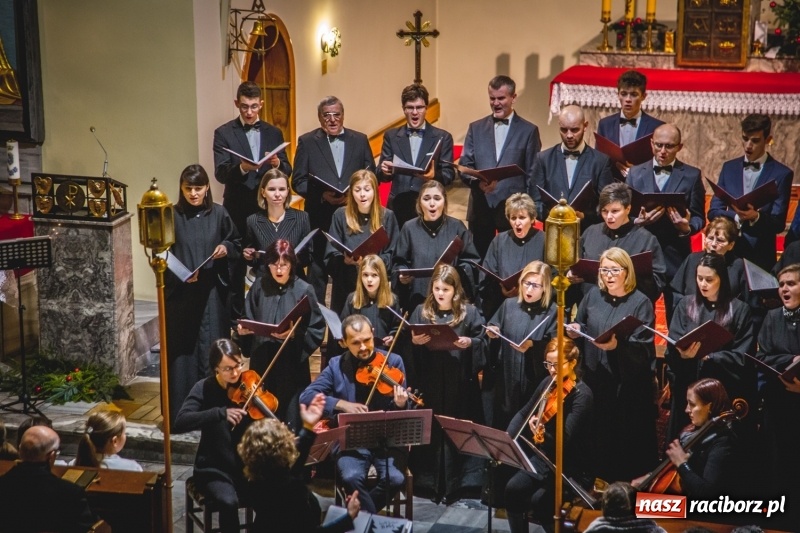 Zdjęcie w galerii na portalu naszraciborz.pl: Wieczór kolęd u św. Anny w Babicach wiadomości z regionu