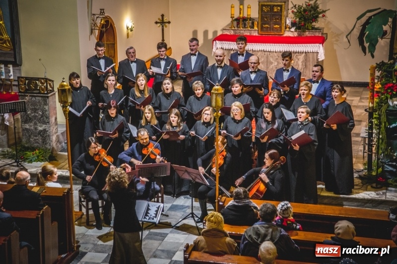 Zdjęcie w galerii na portalu naszraciborz.pl: Wieczór kolęd u św. Anny w Babicach wiadomości z regionu