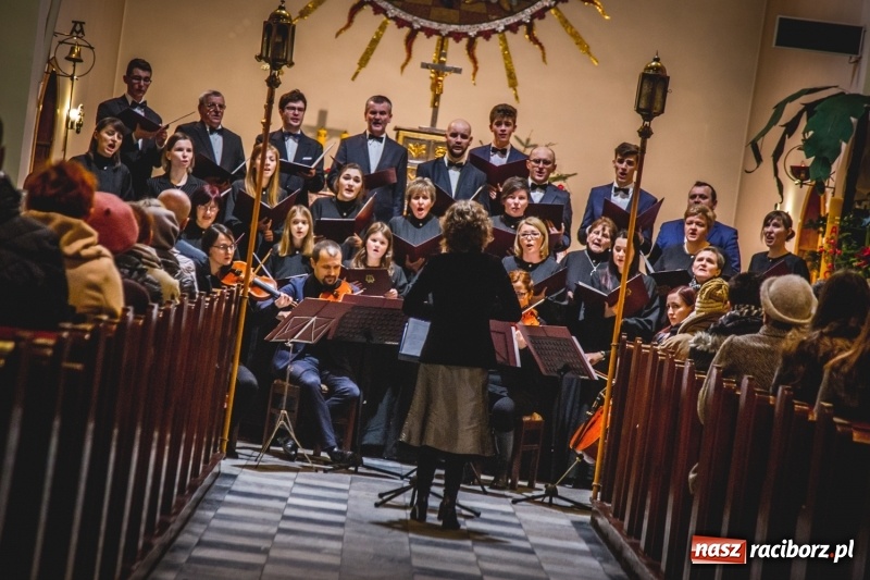 Zdjęcie w galerii na portalu naszraciborz.pl: Wieczór kolęd u św. Anny w Babicach wiadomości z regionu