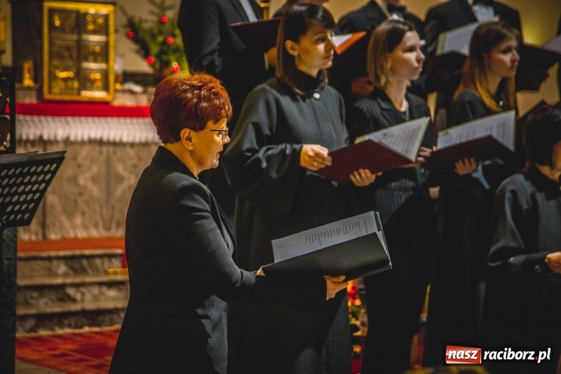 Zdjęcie w galerii na portalu naszraciborz.pl: Wieczór kolęd u św. Anny w Babicach wiadomości z regionu