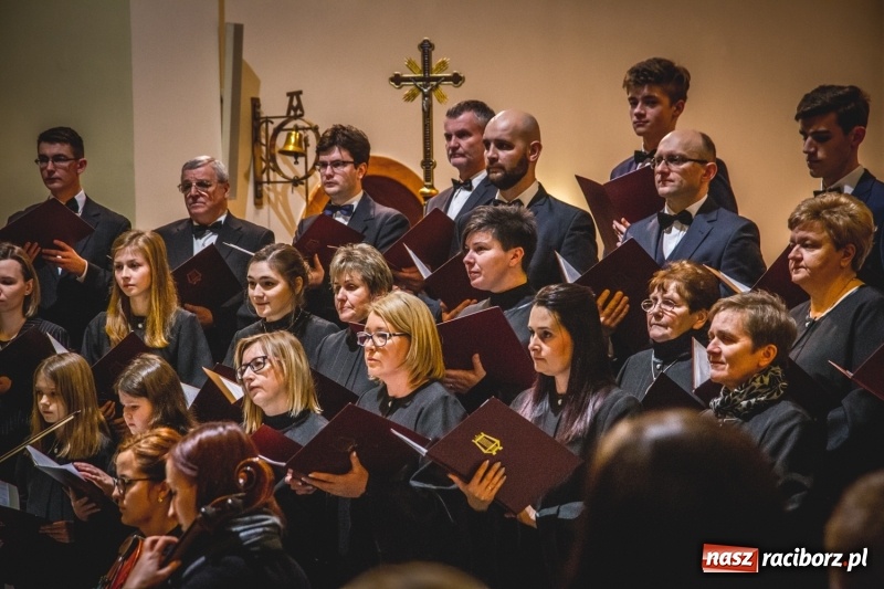 Zdjęcie w galerii na portalu naszraciborz.pl: Wieczór kolęd u św. Anny w Babicach wiadomości z regionu
