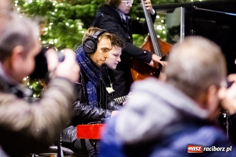 Zdjęcie w galerii na portalu naszraciborz.pl: Koncert Kolęd Tradycyjnych i Pieśni Bożonarodzeniowych w kościele św. Mikołaja wiadomości z regionu