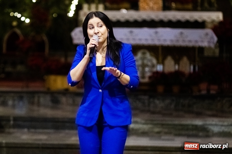 Zdjęcie w galerii na portalu naszraciborz.pl: Koncert Kolęd Tradycyjnych i Pieśni Bożonarodzeniowych w kościele św. Mikołaja wiadomości z regionu