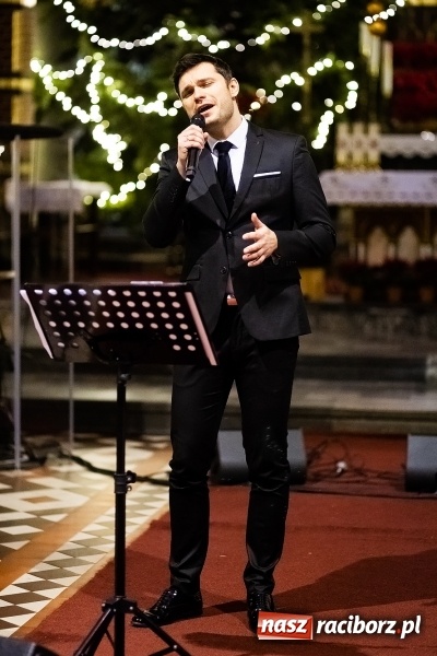 Zdjęcie w galerii na portalu naszraciborz.pl: Koncert Kolęd Tradycyjnych i Pieśni Bożonarodzeniowych w kościele św. Mikołaja wiadomości z regionu