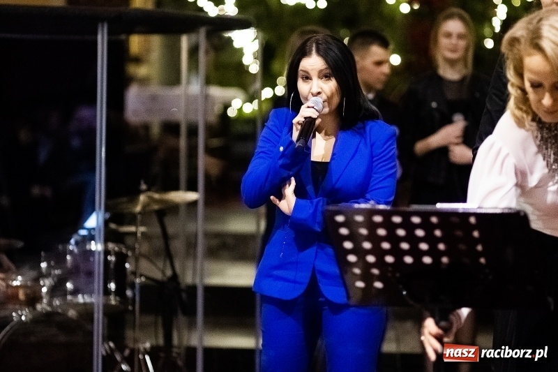 Zdjęcie w galerii na portalu naszraciborz.pl: Koncert Kolęd Tradycyjnych i Pieśni Bożonarodzeniowych w kościele św. Mikołaja wiadomości z regionu