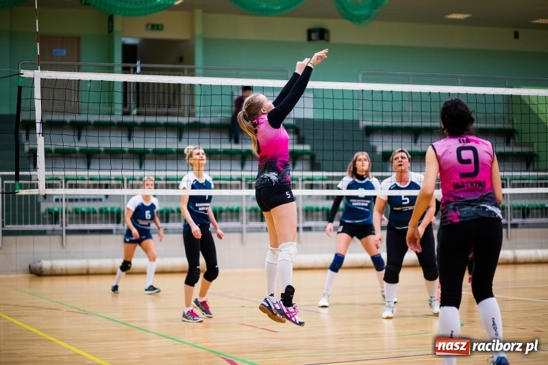 Zdjęcie w galerii na portalu naszraciborz.pl: RLPS: Ciekawy pojedynek okazał się niewypałem. Walkower dla Leśnej Perły wiadomości z regionu