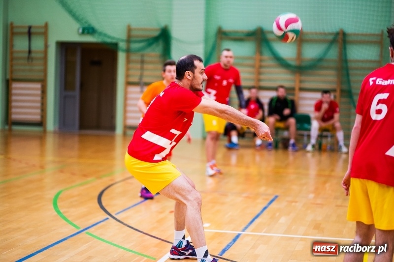 Zdjęcie w galerii na portalu naszraciborz.pl: RLPS: Ciekawy pojedynek okazał się niewypałem. Walkower dla Leśnej Perły wiadomości z regionu