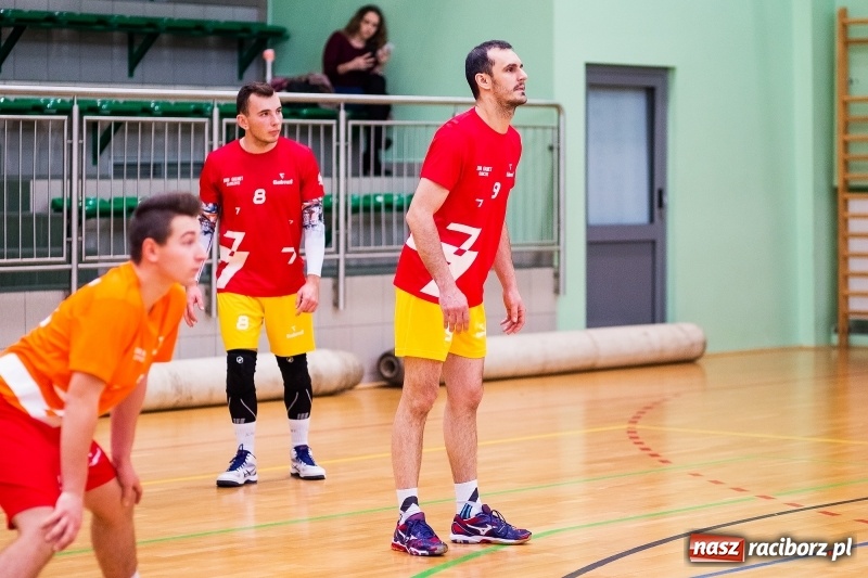 Zdjęcie w galerii na portalu naszraciborz.pl: RLPS: Ciekawy pojedynek okazał się niewypałem. Walkower dla Leśnej Perły wiadomości z regionu