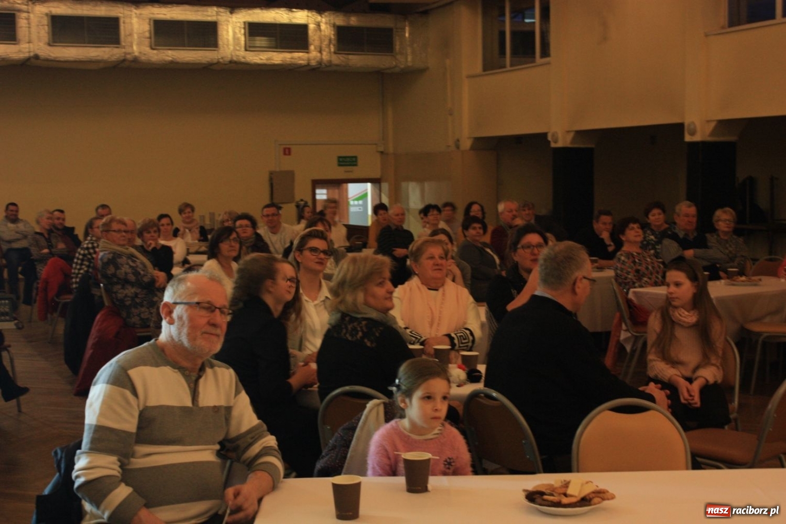 Zdjęcie w galerii na portalu naszraciborz.pl: Wieczór kolęd w krzanowickim MOK za nami wiadomości z regionu