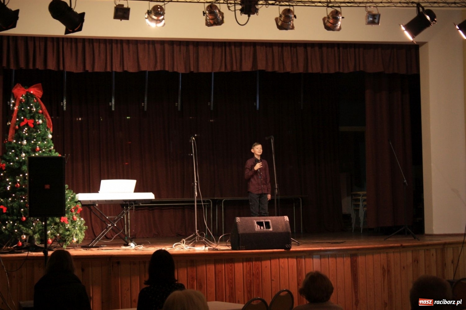 Zdjęcie w galerii na portalu naszraciborz.pl: Wieczór kolęd w krzanowickim MOK za nami wiadomości z regionu
