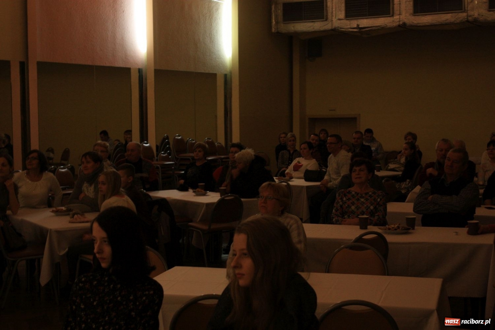 Zdjęcie w galerii na portalu naszraciborz.pl: Wieczór kolęd w krzanowickim MOK za nami wiadomości z regionu