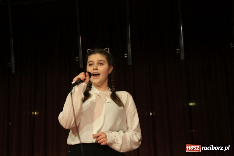 Zdjęcie w galerii na portalu naszraciborz.pl: Wieczór kolęd w krzanowickim MOK za nami wiadomości z regionu