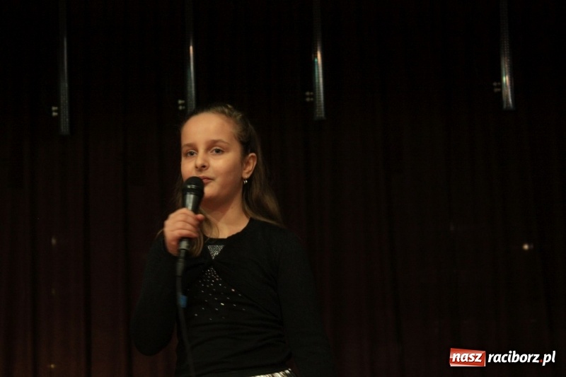 Zdjęcie w galerii na portalu naszraciborz.pl: Wieczór kolęd w krzanowickim MOK za nami wiadomości z regionu