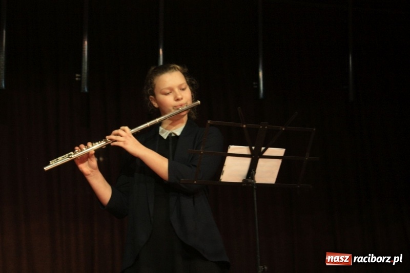 Zdjęcie w galerii na portalu naszraciborz.pl: Wieczór kolęd w krzanowickim MOK za nami wiadomości z regionu