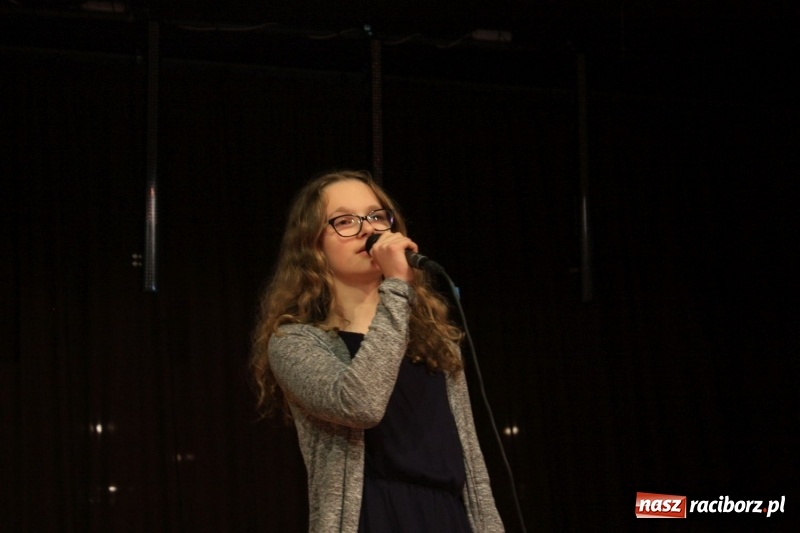 Zdjęcie w galerii na portalu naszraciborz.pl: Wieczór kolęd w krzanowickim MOK za nami wiadomości z regionu