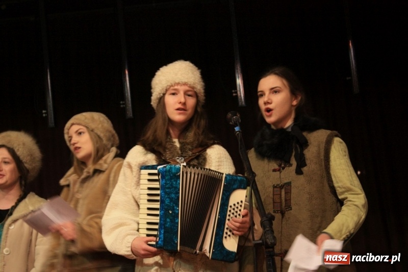 Zdjęcie w galerii na portalu naszraciborz.pl: Wieczór kolęd w krzanowickim MOK za nami wiadomości z regionu