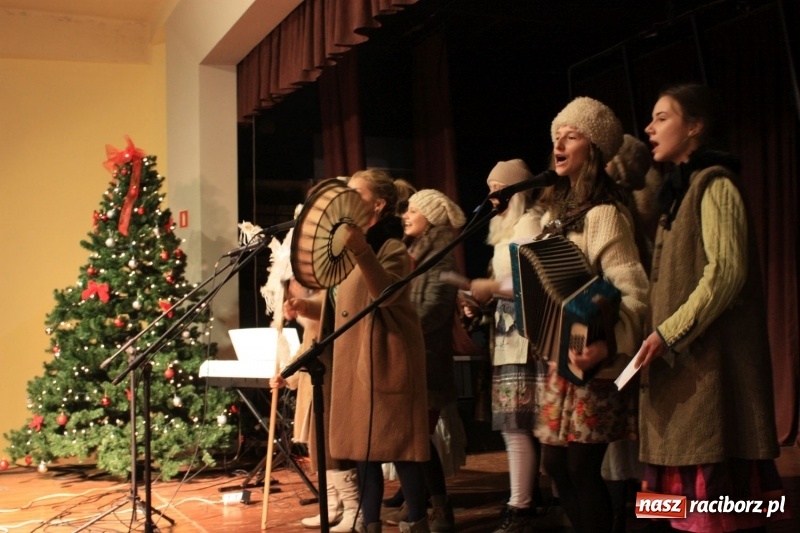 Zdjęcie w galerii na portalu naszraciborz.pl: Wieczór kolęd w krzanowickim MOK za nami wiadomości z regionu