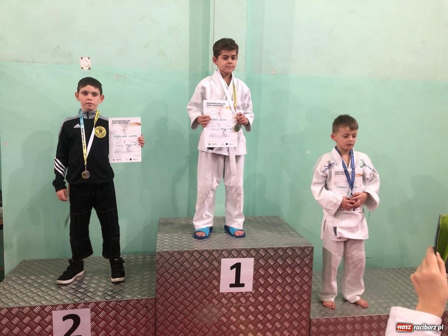Zdjęcie w galerii na portalu naszraciborz.pl: Dziewięć medali Łamatorów w Mysłowicach wiadomości z regionu