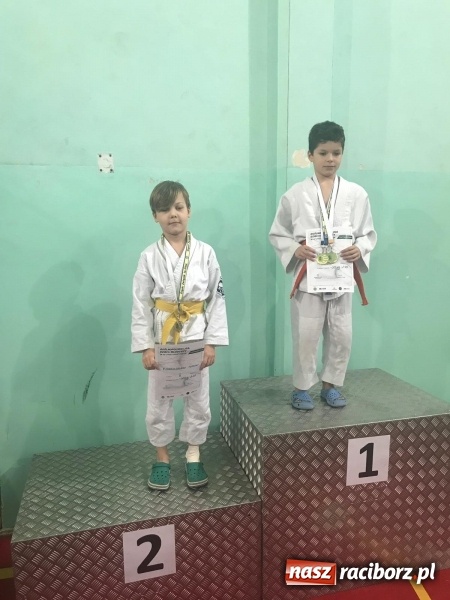 Zdjęcie w galerii na portalu naszraciborz.pl: Dziewięć medali Łamatorów w Mysłowicach wiadomości z regionu