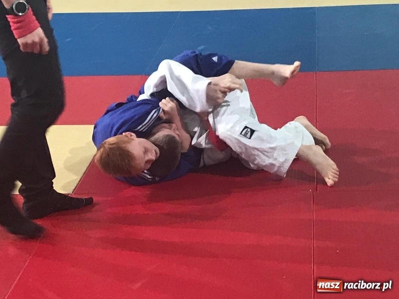 Zdjęcie w galerii na portalu naszraciborz.pl: Dziewięć medali Łamatorów w Mysłowicach wiadomości z regionu