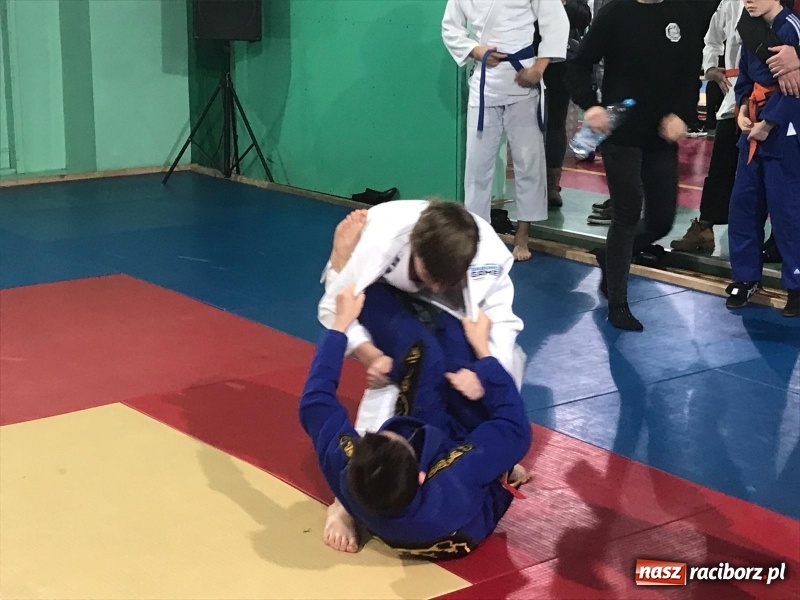 Zdjęcie w galerii na portalu naszraciborz.pl: Dziewięć medali Łamatorów w Mysłowicach wiadomości z regionu