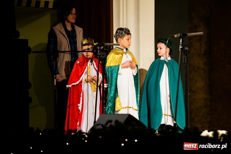 Zdjęcie w galerii na portalu naszraciborz.pl: Powiatowy Przegląd Widowisk Bożonarodzeniowych w RCK wiadomości z regionu