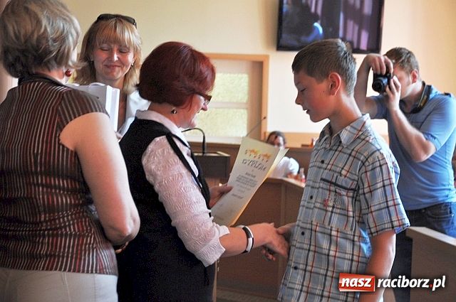 Zdjęcie w galerii na portalu naszraciborz.pl: W oswajaniu ortografii najlepsza SP 13 wiadomości z regionu