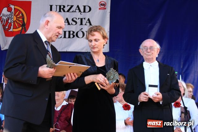 Zdjęcie w galerii na portalu naszraciborz.pl: Chórzyści, Meksykanie i węgierskie rytmy wiadomości z regionu