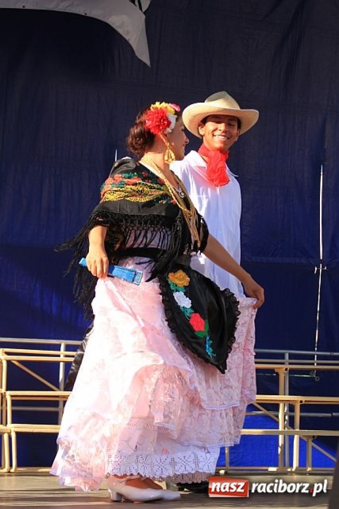 Zdjęcie w galerii na portalu naszraciborz.pl: Chórzyści, Meksykanie i węgierskie rytmy wiadomości z regionu