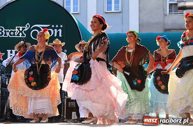 Zdjęcie w galerii na portalu naszraciborz.pl: Chórzyści, Meksykanie i węgierskie rytmy wiadomości z regionu