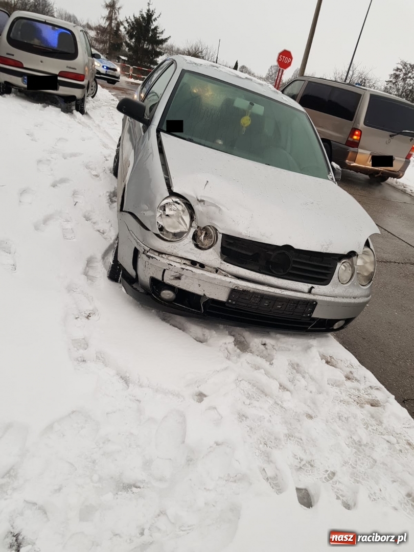 Zdjęcie w galerii na portalu naszraciborz.pl: Kolizja przy Głubczyckiej i próba samobójcza. Czwartek raciborskich strażaków wiadomości z regionu