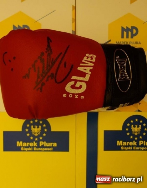 Zdjęcie w galerii na portalu naszraciborz.pl: LICYTACJE, czyli co fajnego można zgarnąć na raciborskim WOŚPie  wiadomości z regionu