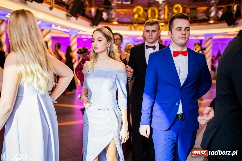 Zdjęcie w galerii na portalu naszraciborz.pl: Poloneza czas zacząć. Ekonomik bawi się w Acropolis w Pokrzywnicy FOTO i WIDEO wiadomości z regionu