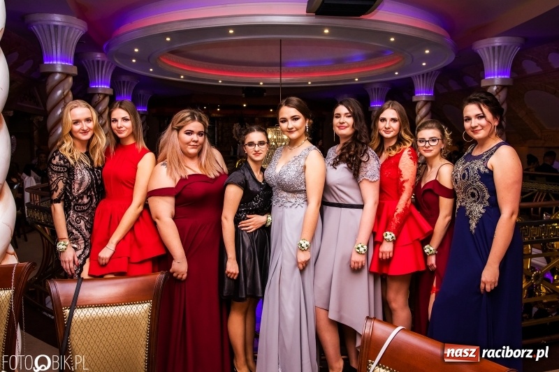 Zdjęcie w galerii na portalu naszraciborz.pl: Poloneza czas zacząć. Ekonomik bawi się w Acropolis w Pokrzywnicy FOTO i WIDEO wiadomości z regionu