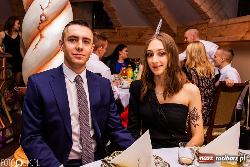 Zdjęcie w galerii na portalu naszraciborz.pl: Poloneza czas zacząć. Ekonomik bawi się w Acropolis w Pokrzywnicy FOTO i WIDEO wiadomości z regionu