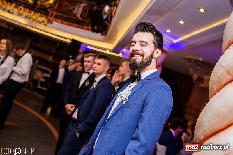 Zdjęcie w galerii na portalu naszraciborz.pl: Poloneza czas zacząć. Ekonomik bawi się w Acropolis w Pokrzywnicy FOTO i WIDEO wiadomości z regionu