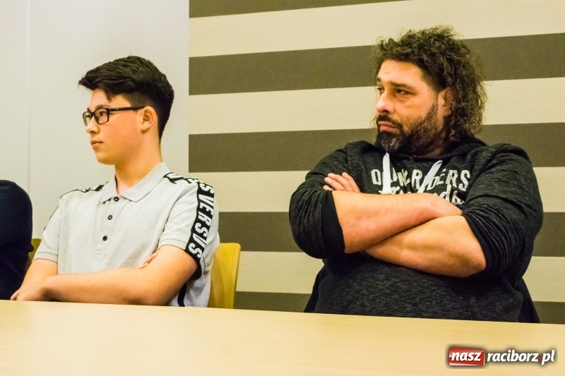 Zdjęcie w galerii na portalu naszraciborz.pl: Tylko razem możemy wiele. Spotkanie organizacyjne Federacji dla Rzeczypospolitej wiadomości z regionu