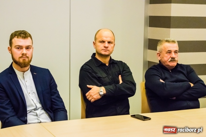 Zdjęcie w galerii na portalu naszraciborz.pl: Tylko razem możemy wiele. Spotkanie organizacyjne Federacji dla Rzeczypospolitej wiadomości z regionu