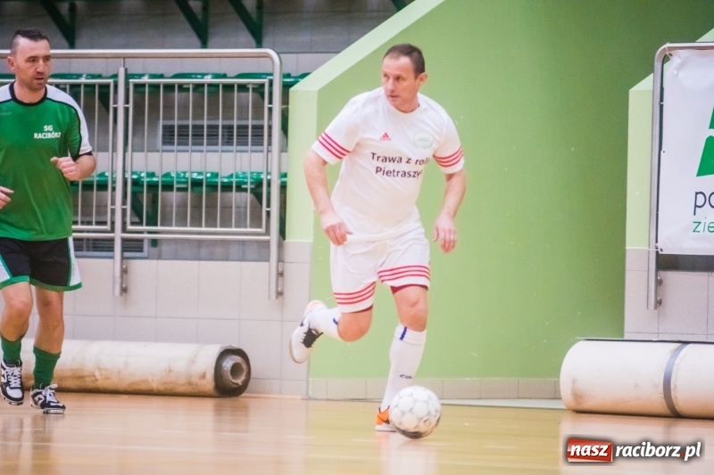 Zdjęcie w galerii na portalu naszraciborz.pl: HLPN: Straż Graniczna i Castorama bez punktów wiadomości z regionu