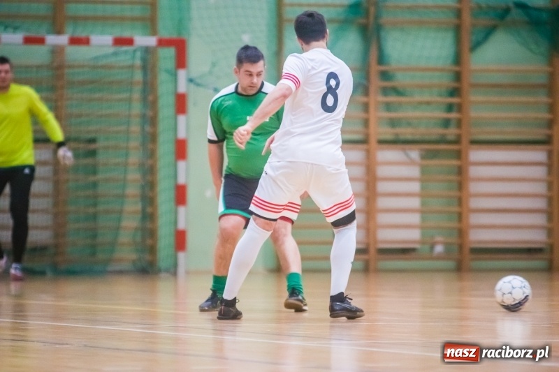 Zdjęcie w galerii na portalu naszraciborz.pl: HLPN: Straż Graniczna i Castorama bez punktów wiadomości z regionu