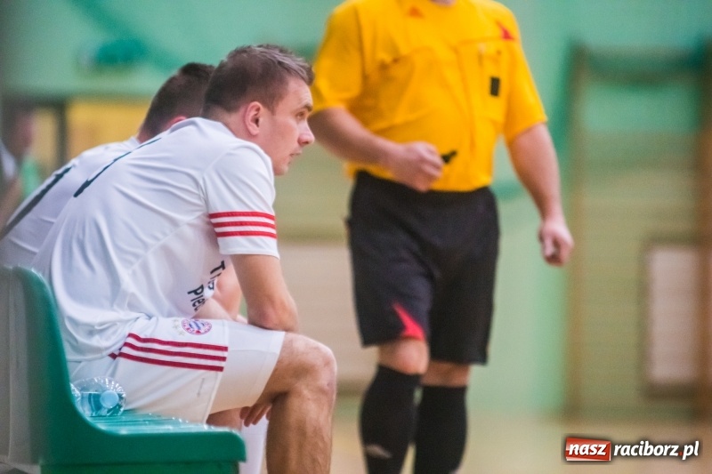 Zdjęcie w galerii na portalu naszraciborz.pl: HLPN: Straż Graniczna i Castorama bez punktów wiadomości z regionu