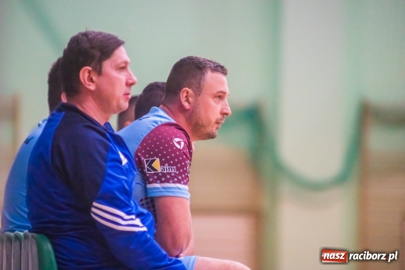 Zdjęcie w galerii na portalu naszraciborz.pl: HLPN: Straż Graniczna i Castorama bez punktów wiadomości z regionu