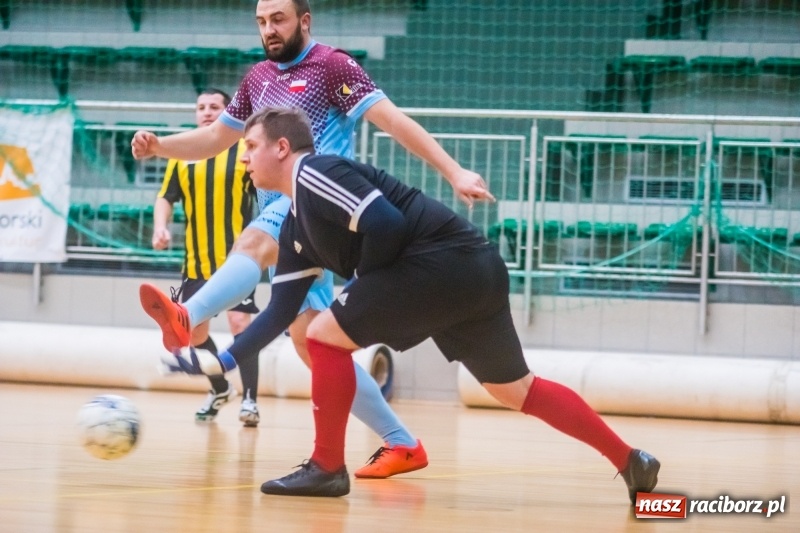 Zdjęcie w galerii na portalu naszraciborz.pl: HLPN: Straż Graniczna i Castorama bez punktów wiadomości z regionu